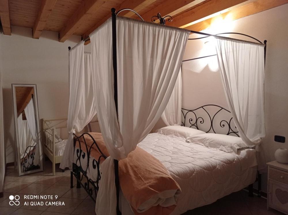 Apartamento Casa Delle Api Pisogne Exterior foto